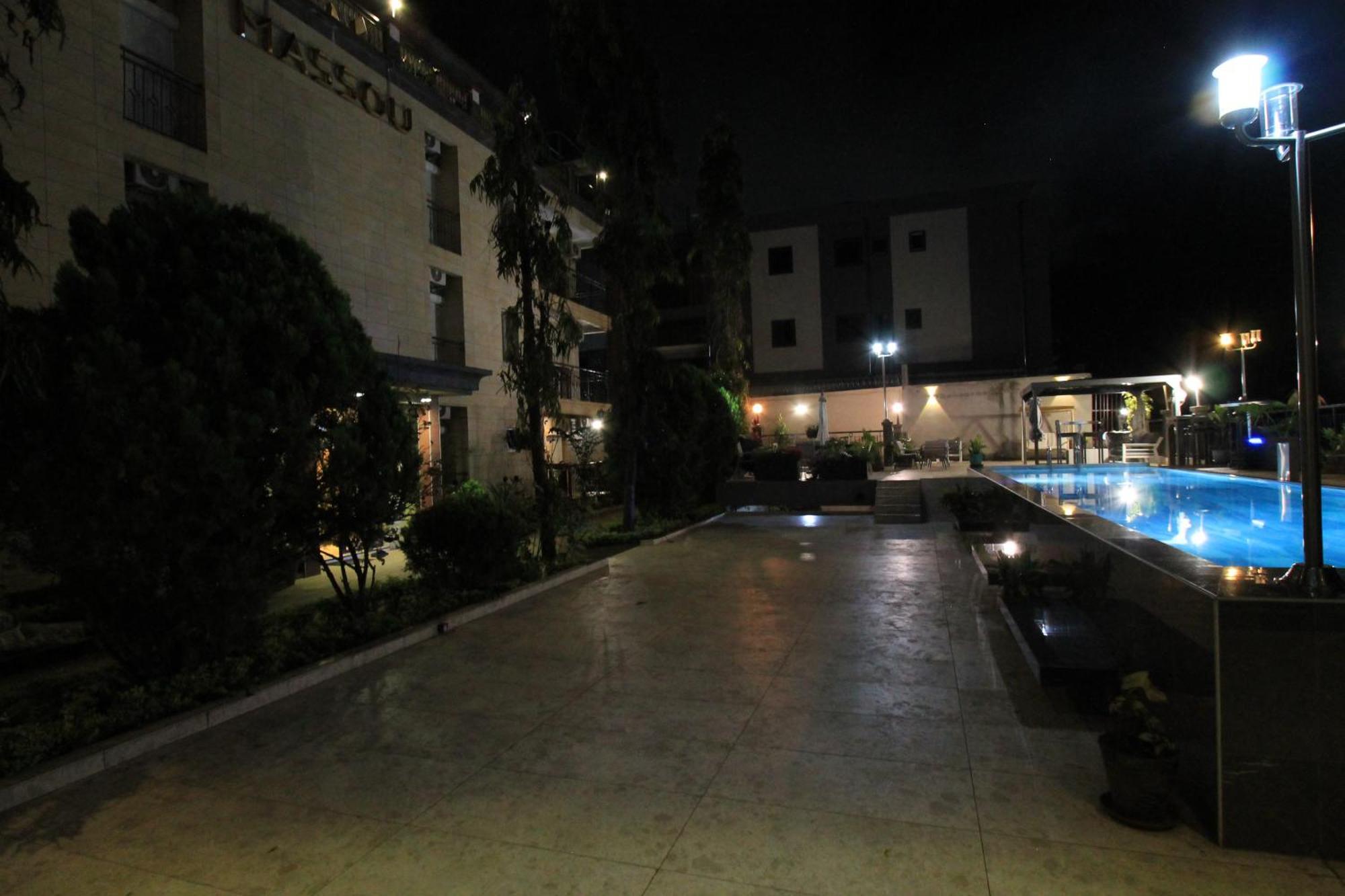 Residence Massou Yaoundé Esterno foto